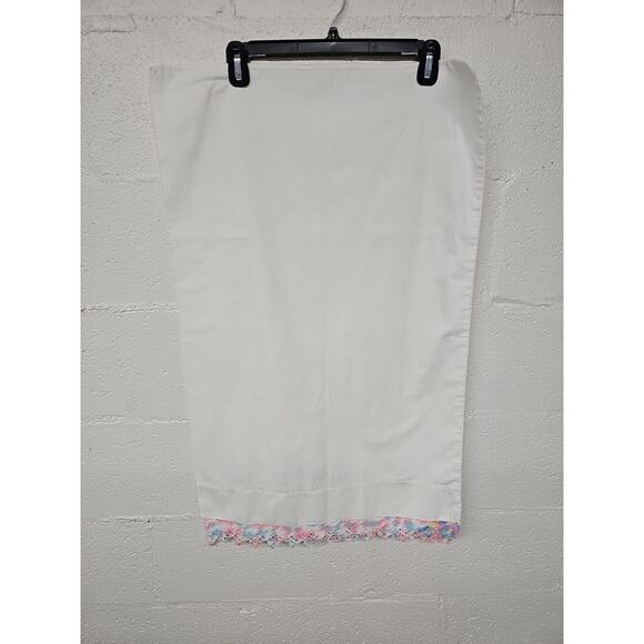 Vintage Pair of Cotton Pillowcases Crocheted Edges Handmade Cottagecore - Picture 4 of 12